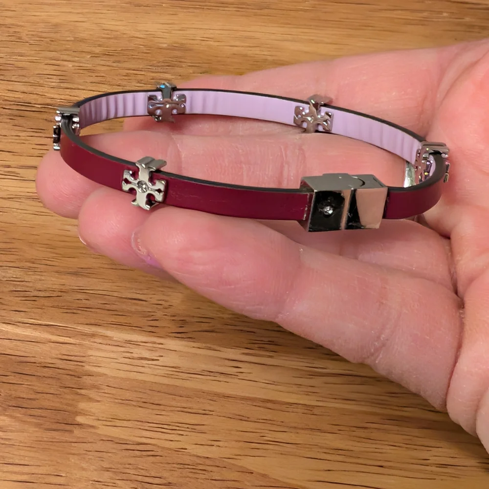 Elegant Purple and Silver Women's Bracelet